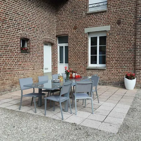 Yevres-le-petit, 6 Pieces, 10 Personnes - Fr-1-543-17